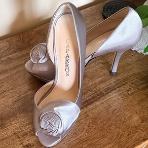 Silver Satin Platform Heels Peep Toe Rosette Detail Womens 6 Dressy Evening New